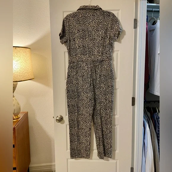 Kittenish Leopard Print Jumpsuit size L - Picture 4 of 4